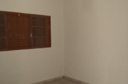 R Nilton Rocha, 744