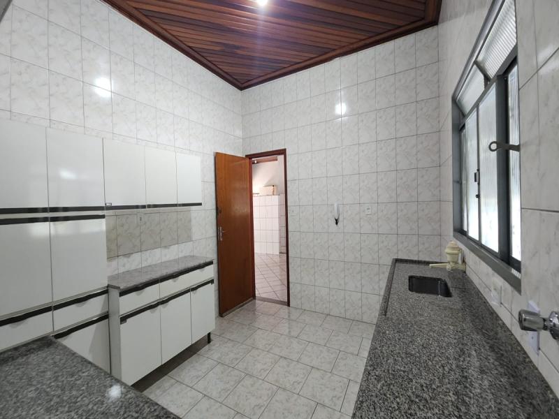 Rua Senador Rodolfo Miranda, n° 1737