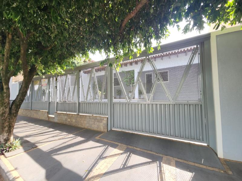 Rua Senador Rodolfo Miranda, n° 1737